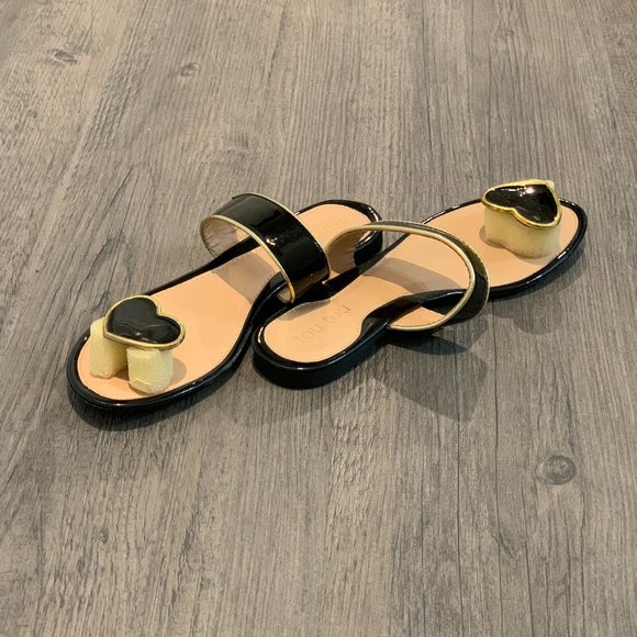 Tou Tou Sweetheart Sandals - Picture 8 of 10